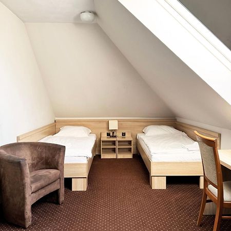 Motel Db2000 Билгорай Экстерьер фото