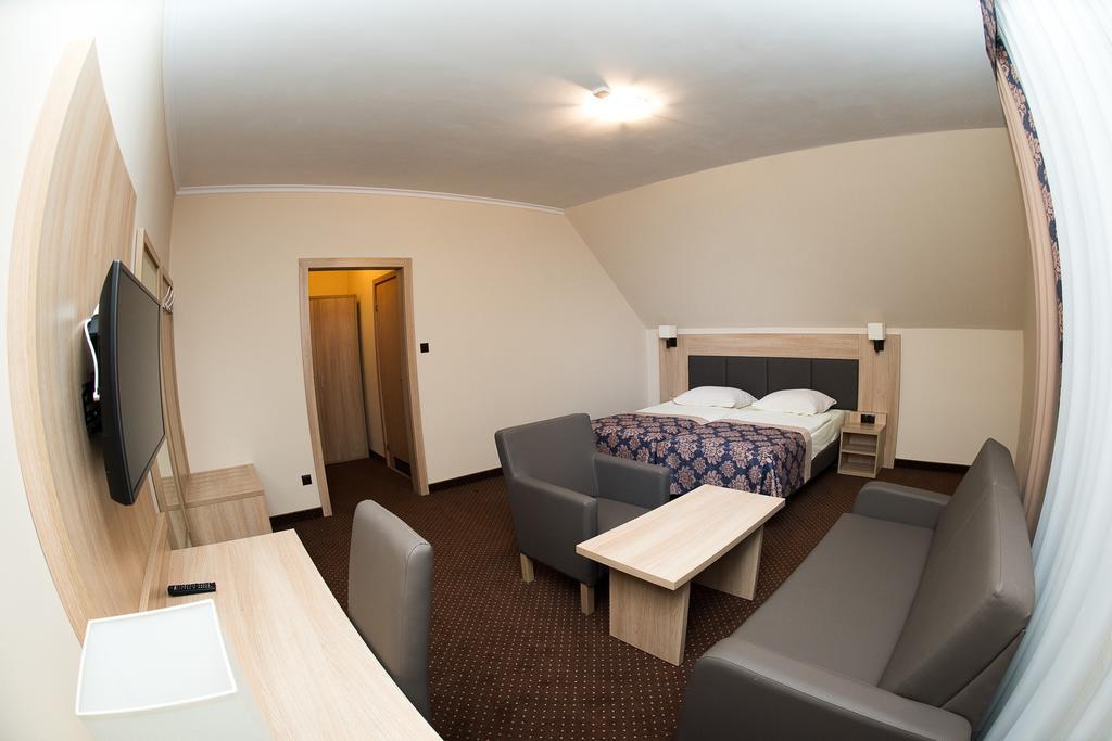 Motel Db2000 Билгорай Номер фото